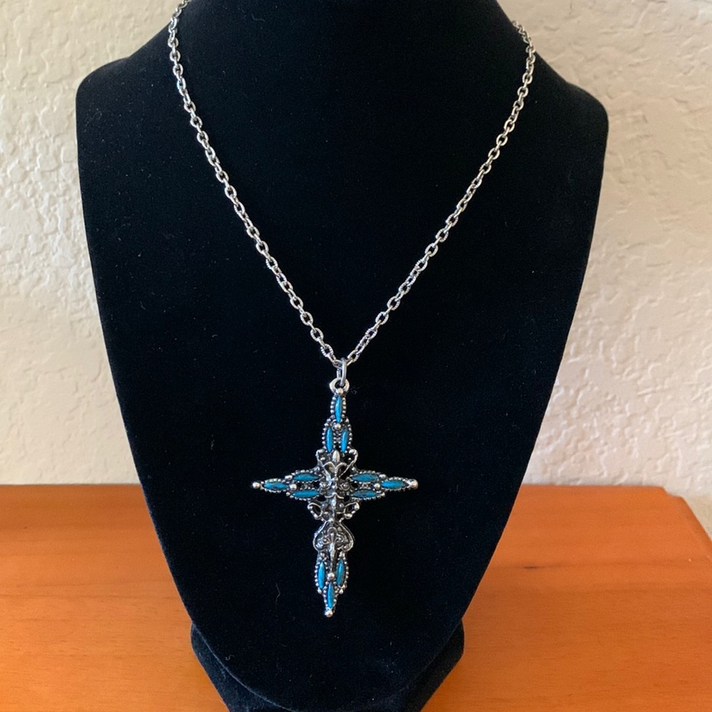 Cross necklace with turquoise